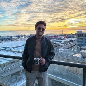 Meet your Posher, Can